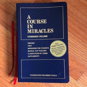 A Course in Miracles: Combined Volume